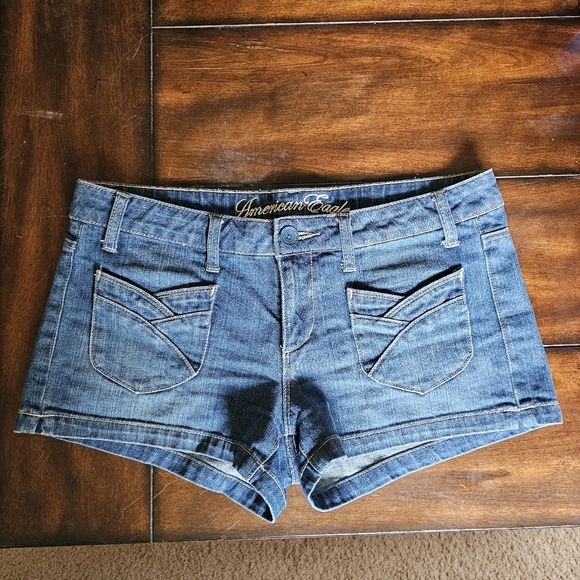🌻 American Eagle Vintage Denim Shorts - Size 8 - Picture 3 of 11